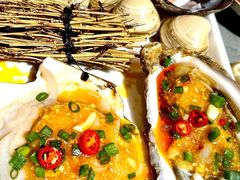 -围炉肉舍•炭烤活鳗•丹东海鲜烤肉(步行街店)