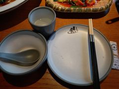 餐具摆设-盐帮食坊•小河帮川菜(四川师大店)