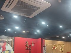 -鲁员外地锅鸡地锅鱼(古墩路店)
