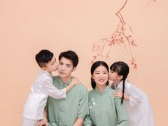 -经典婚纱摄影美学馆·私人定制