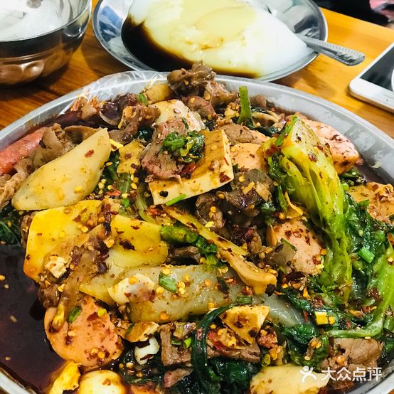 宽板凳特色麻辣烫(钟鼓楼名店街店)