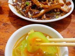 -海口滨海新村143号海南老字号炒菜店