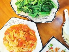 -梁姐啤酒鱼(兴坪古镇店)