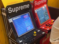 -伯爵·沉浸式超级密室·直营店