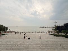-巴陵广场