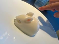 -蝴蝶里·粤菜·点心(龙湖天街&滨江店)