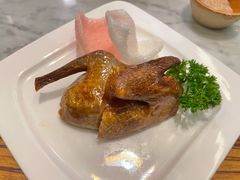 脆皮炸乳鸽-厦门朗豪酒店 · 明阁中餐厅