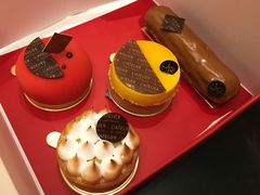 -Salon de The de Joel Robuchon(外滩18号店)