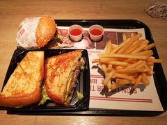 -The Habit Burger Grill 哈比特汉堡(复兴soho店)