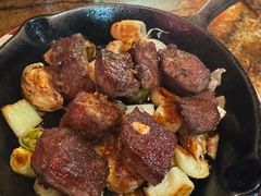 安格斯铁板蒜香牛肉-BROWNSTONE布朗石西班牙餐厅(富城店)