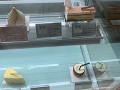 面包甜点陈列柜-La patisserie de Mona 茉娜的甜品(韩乐坊店)