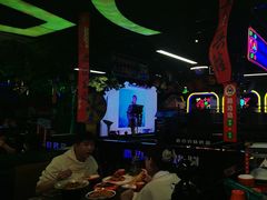 -路边边.炒菜烧烤.音乐餐厅(良乡长虹店)