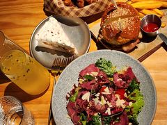 -三勾JJJ Burger&Coffee(梅溪湖店)