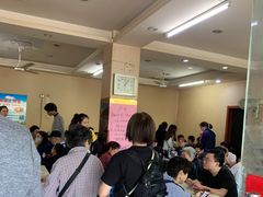 等位区-小龙大肉面馆