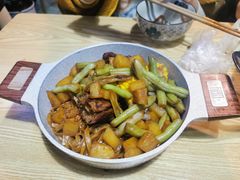 -内蒙焖面大盆骨餐馆(山大路店)
