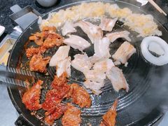 东北式烤肉-海花锅盖烧烤店(怡馨家园店)