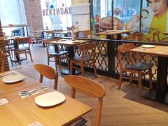 大堂-必胜客(华都店)