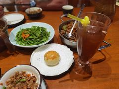 -老滇山寨•云南特色菜•地方菜•民族风情歌舞表演(金碧店)