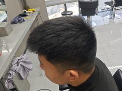 -宫铭烫发染发接发店