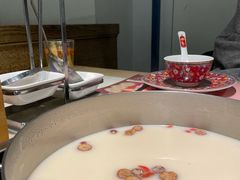 -尚尚仙·酸汤猪手·猪肚鸡火锅(华联万柳购物中心店)