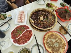 -二荆条·城市森林火锅旗舰店