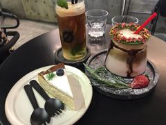 花环-BE NORMAL CAFE(霞溪路店)