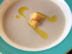 奶油蘑菇汤-莫多多餐厅