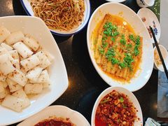 -小姨家常菜(昭萍东路店)