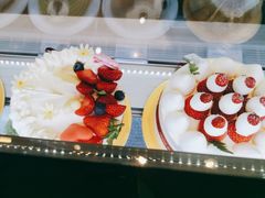 -花花卷卷·鲜食蛋糕(静安久光百货店)