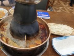 -楼外楼大刀肉传统火锅(西安大路店)