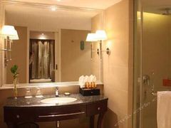 -武汉汉口火车站东方建国大酒店