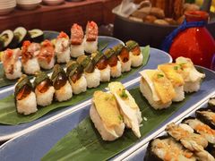 -广州万富希尔顿酒店·感趣自助餐厅·金秋蟹宴生蚝海鲜刺身