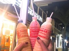 -Jonah's Fruit Shake & Snack Bar