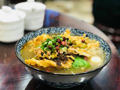 -东门七爷螺蛳粉(浦东店)