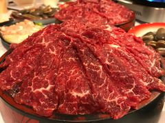 -鲜入围煮花胶鸡海鲜火锅