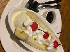 香蕉船-Geneva日内瓦餐厅(西郊宝成花苑店)