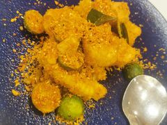 柠檬金沙虾球-A One Kitchen·南京精菜馆(晶丽酒店店)
