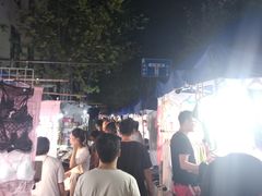 -吴山路夜市