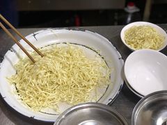 月英凉粉-胡世羊肉汤(南街店)