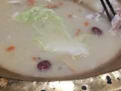 -颜氏双江清水鱼一养身火锅(磁器口店)