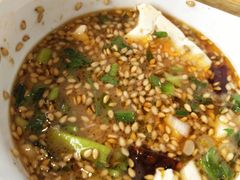 -亿诣蝎府炸酱面羊蝎子火锅(酷车小镇店)