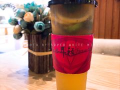 枉凝眉-霸王茶姬(金贸中路店)