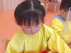 -小门牙好性格托育(北外滩中心)