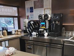 -霸王茶姬(长沙湖南大学登高路店)
