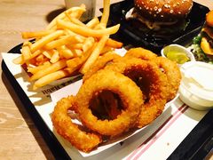 -The Habit Burger Grill 哈比特汉堡(复兴soho店)