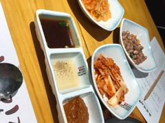 -唯成•韩国炭火烤肉 유성고기