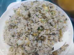 -洞背山庄(洞背院区式管理小区店)