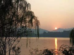 -苏堤停车场