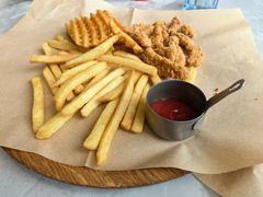 -必胜客(世纪港湾店)