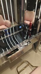 -BULB STUDIO 巴柏明星发型工作室